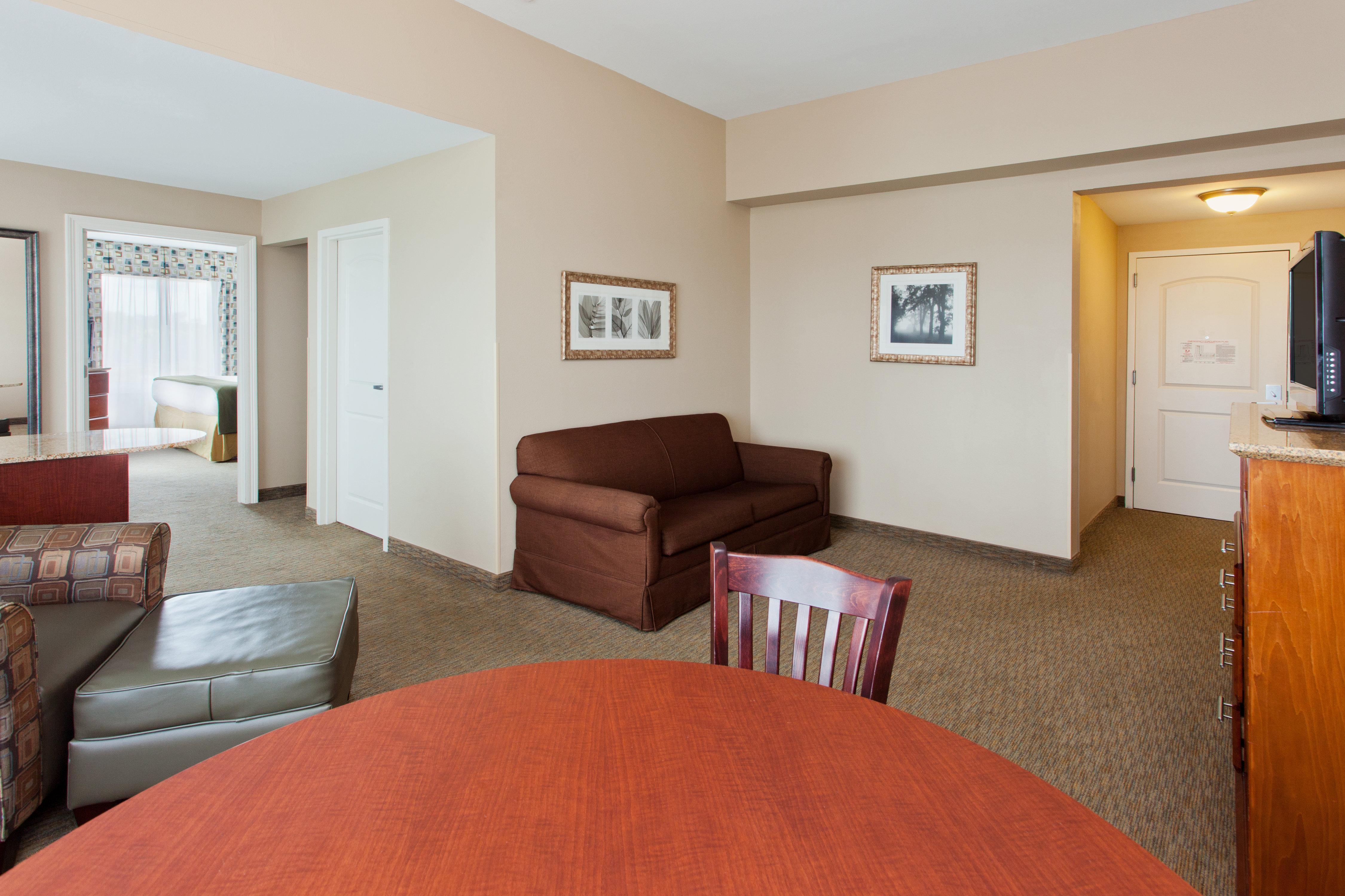 Holiday Inn Express & Suites Baton Rouge East By Ihg Prairieville Exterior foto